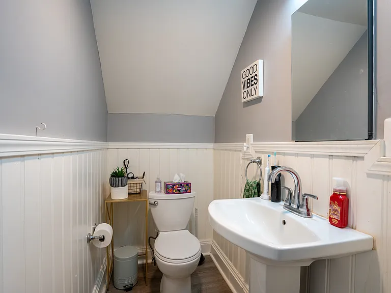 40 Newcastle Rd #1 — Photo 26