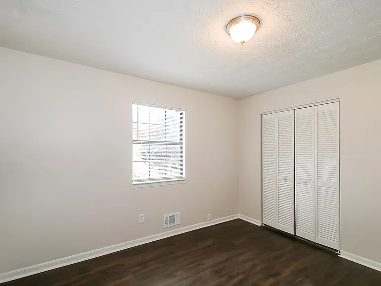 127 Gristmill Ct — Photo 14