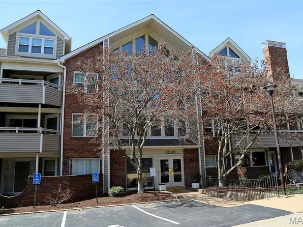 1033 Wilton Royal Dr Unit 209, Saint Louis, MO 63146