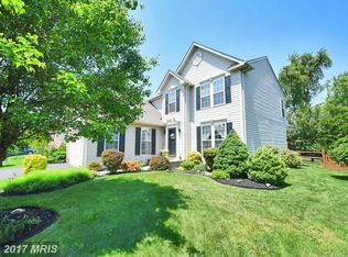 302 Suburban Dr, Elkton, MD 21921