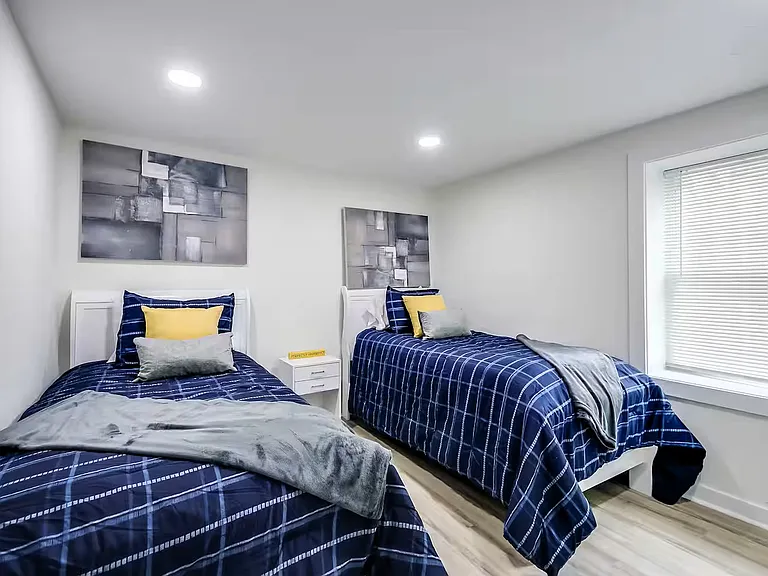 2037 Conrad Ave SE — Photo 15