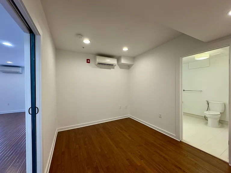 THE PORTLAND APARTMENTS — Photo 7
