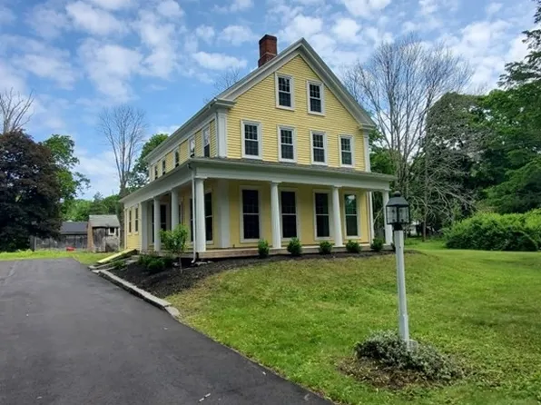 545 Foundry St, South Easton, MA 02375