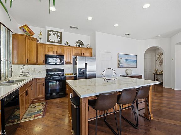 3rd image of 84206 Canzone Dr