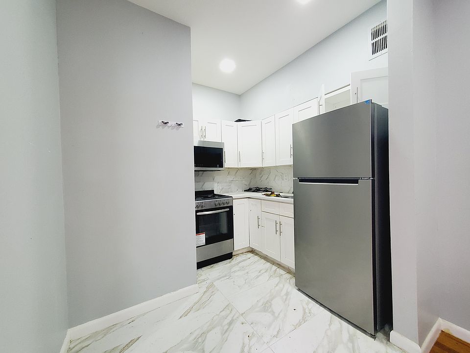 1st image of 117 Wade St APT 3A