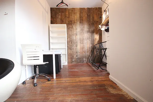 Rented by Nooklyn NYC LLC | media 45