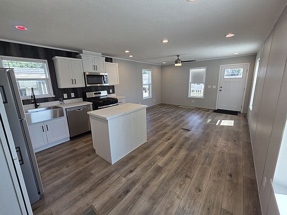 3rd image of 39500 W Warren Rd #246