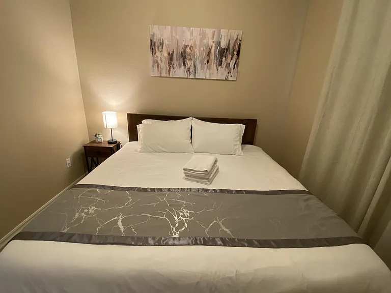 193 E Bahamas Dr — Photo 15