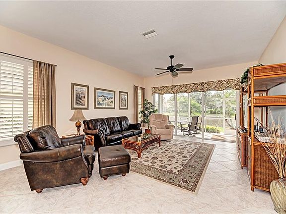 5th image of 3255 Village Ln