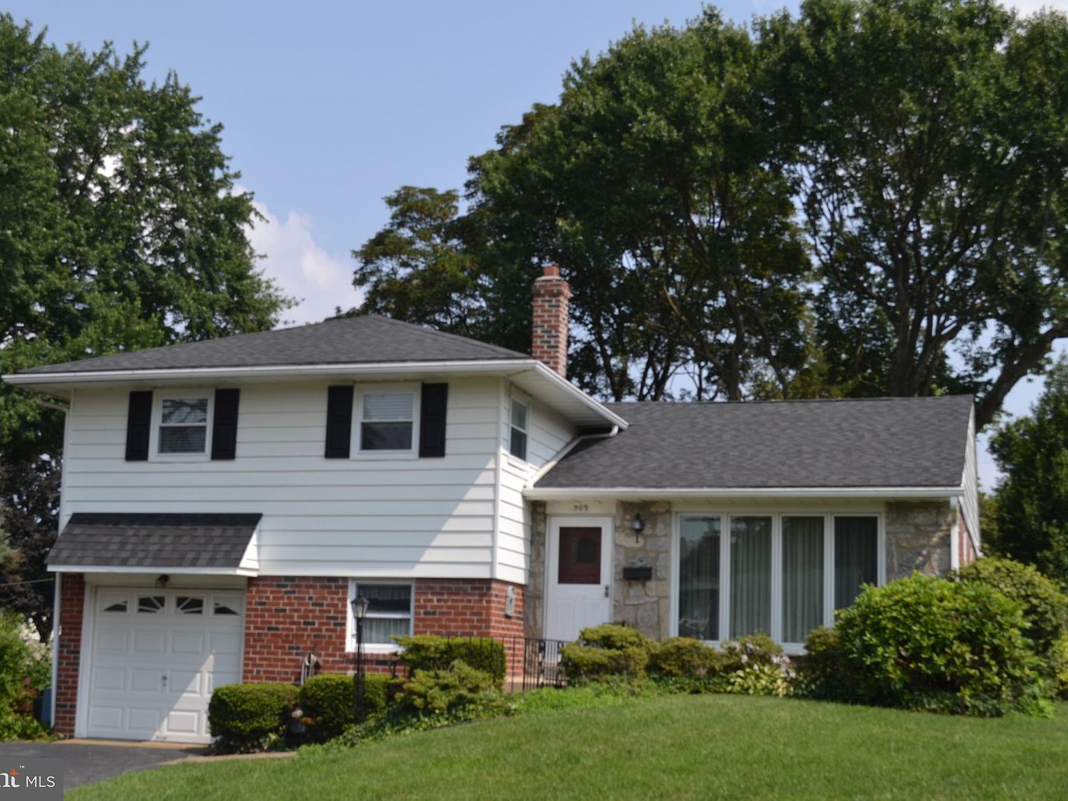 About 309 Holland Ln, Alexandria VA | HOAs, Reviews, Amenities Australia