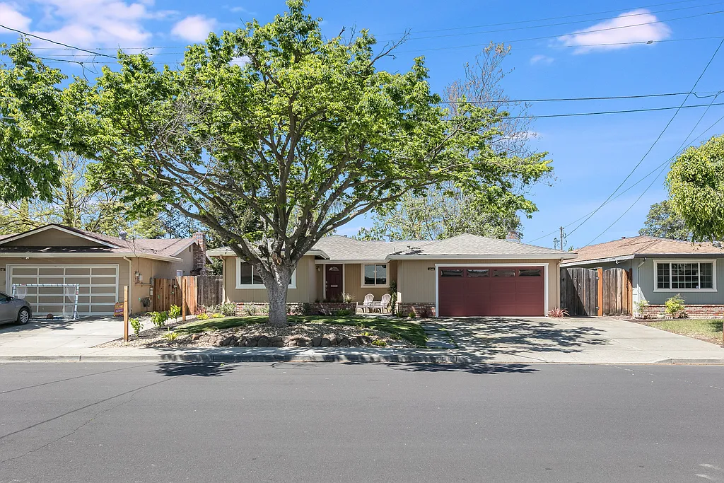 1345 Saint Mary Dr photo 1