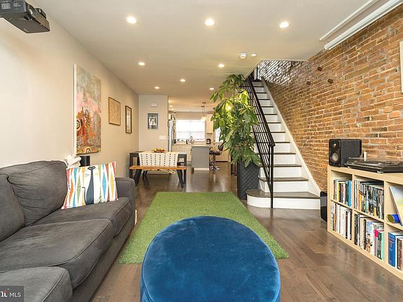 5th image of 512 Gerritt St