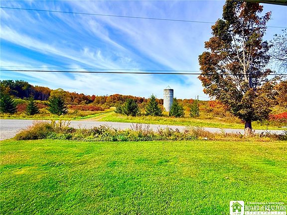 5th image of 3046 Carpenter Pringle Rd