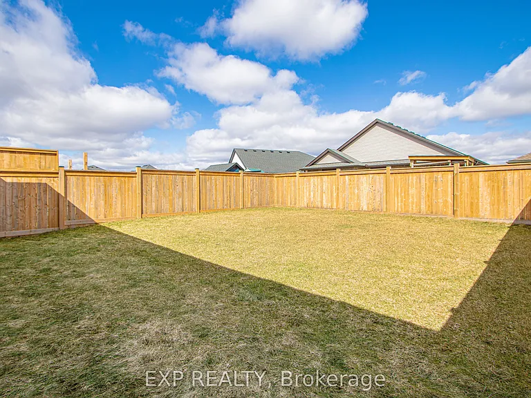 17 Harlequin Ct — Photo 28