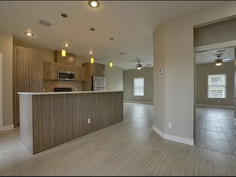 Moderno Village Apartments and Town Homes — Photo 13