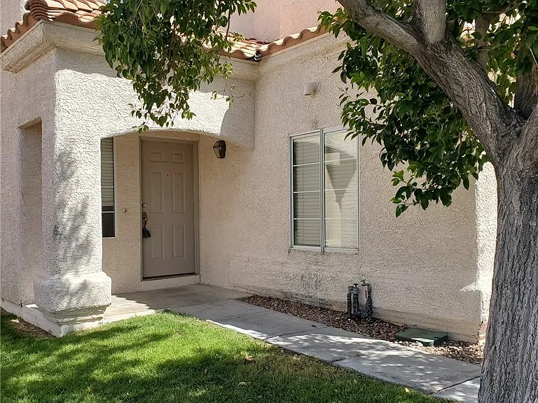 5432 Royal Vista Ln — Photo 7