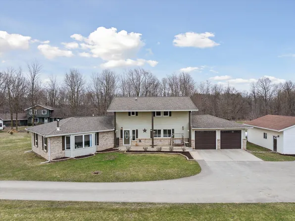 7990 E Eaton Hwy, Mulliken, MI 48861