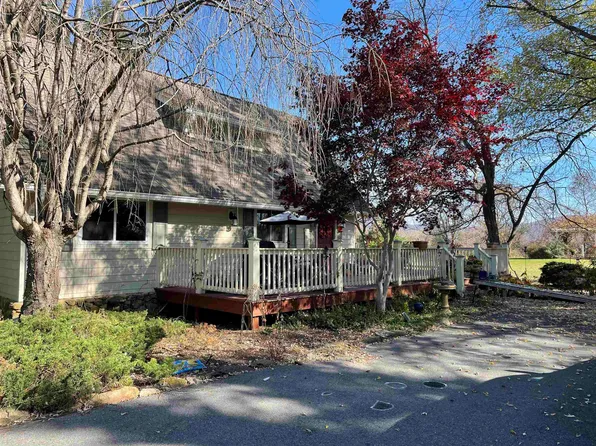 18 Misty Hill Ln, Waynesboro, VA 22980