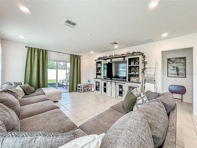 810 Bocavista Ct — Photo 16