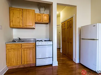 Rented by Wave Real Estate Group