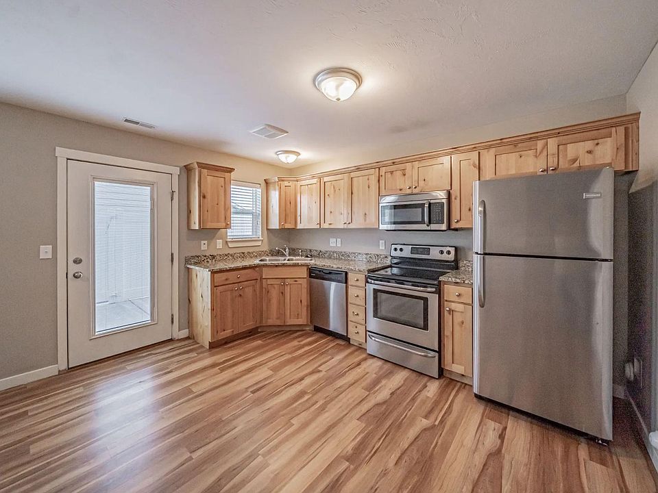 Meadowcreek Townhomes - 3300 Blaze Dr Idaho Falls ID | Zillow