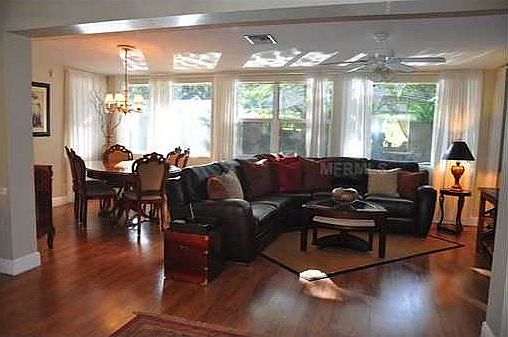 5th image of 2081 Temple Dr