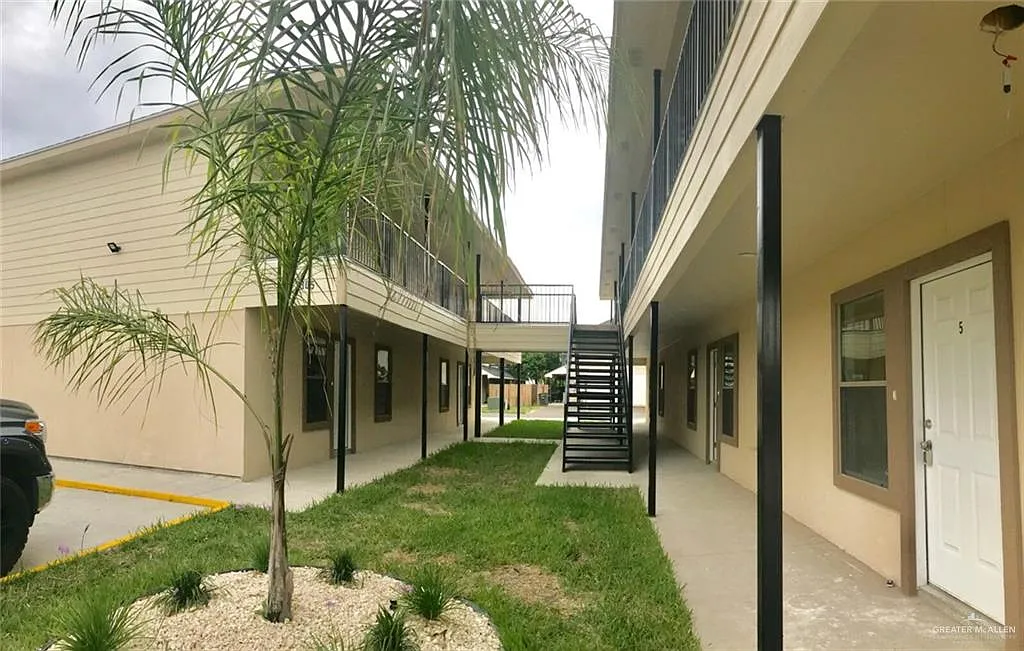 2 bed, 2.0 bath, 980 sqft, $800 — Photo 1