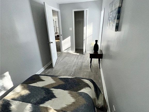 5th image of 4611 Grace Pl