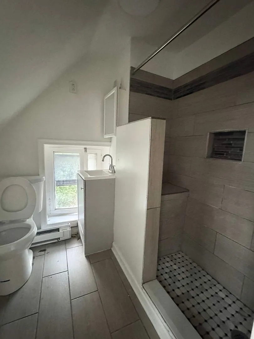 4908 Germantown Ave. — Photo 4