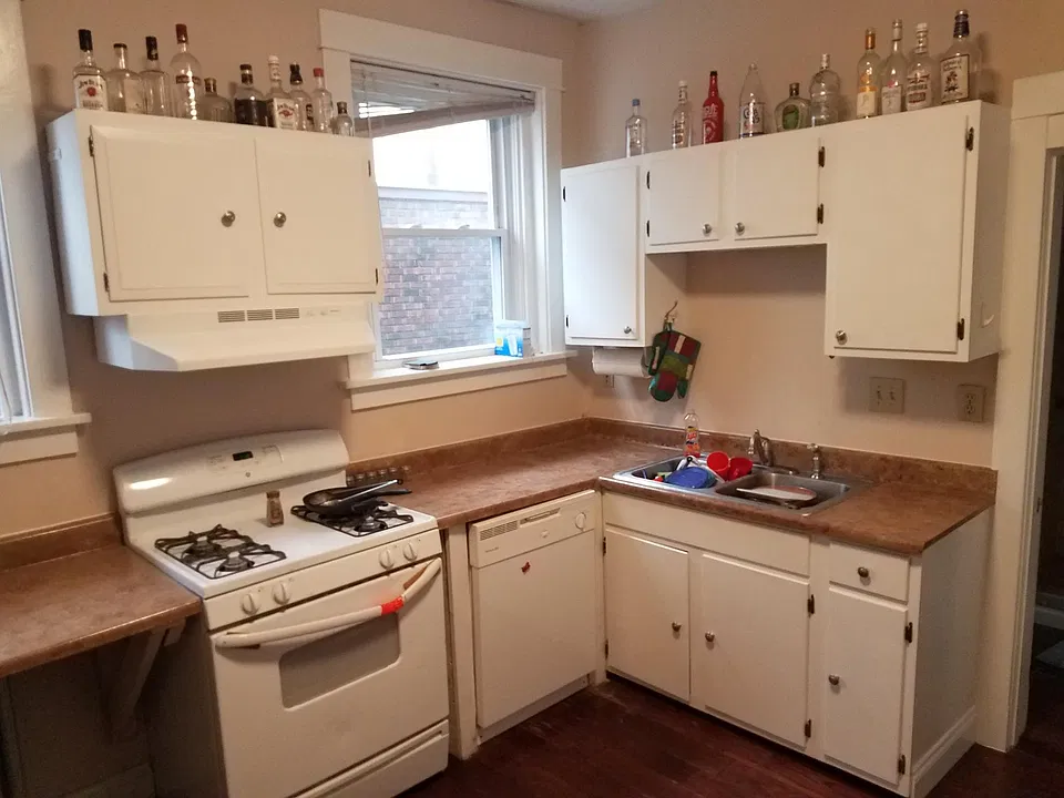 395 Probasco St #1