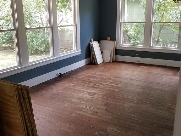 5th image of 1343 Center St