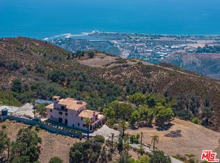 140 Valle Lindo St, Malibu, CA 90265