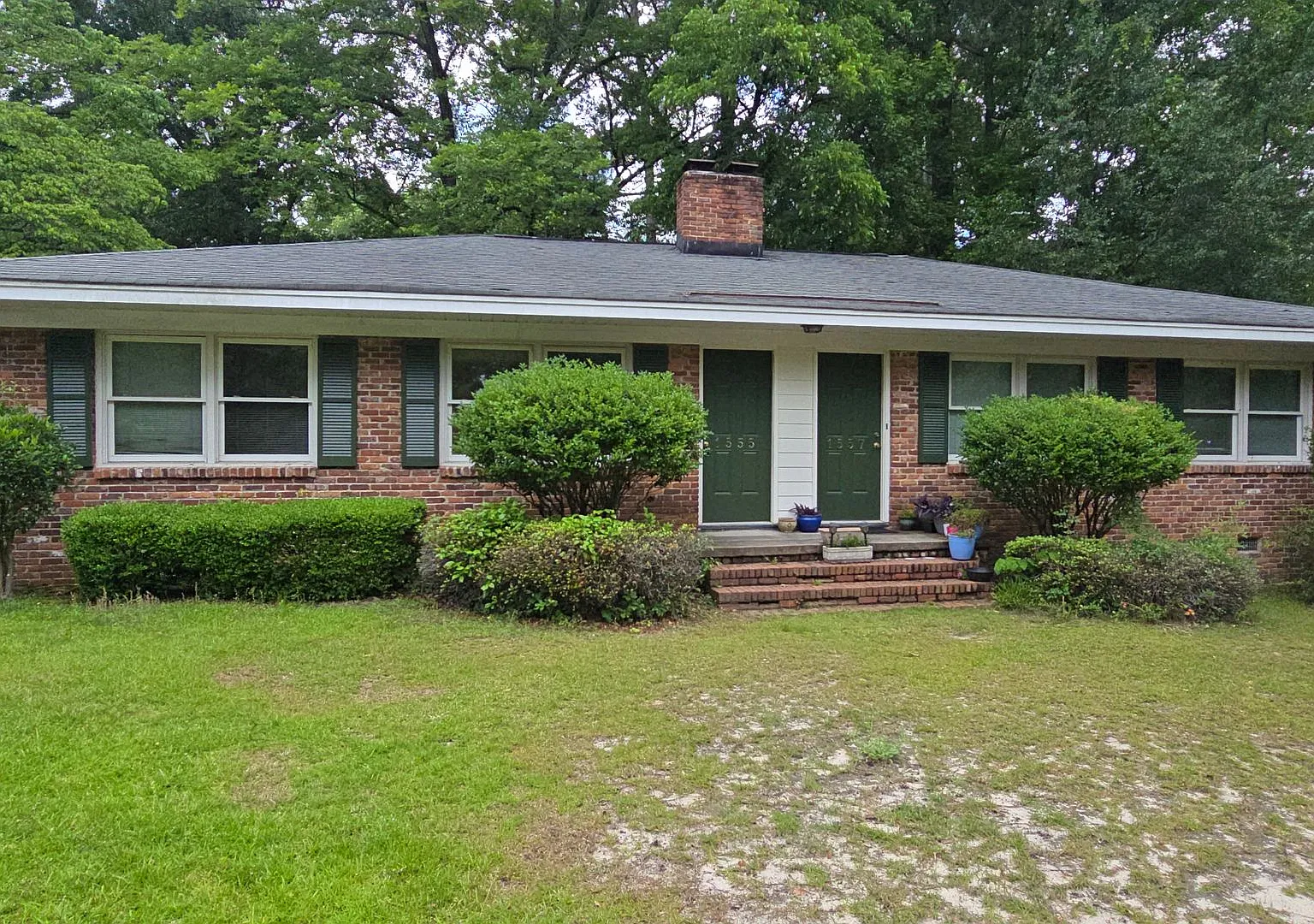 Forest Acres-Duplex — Photo 2