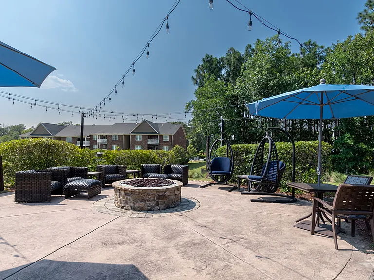 Luxe and Legends at Morganton Park Apartment Homes — Photo 34