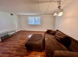 300 Commercial St APT 14, Braintree, MA 02184
