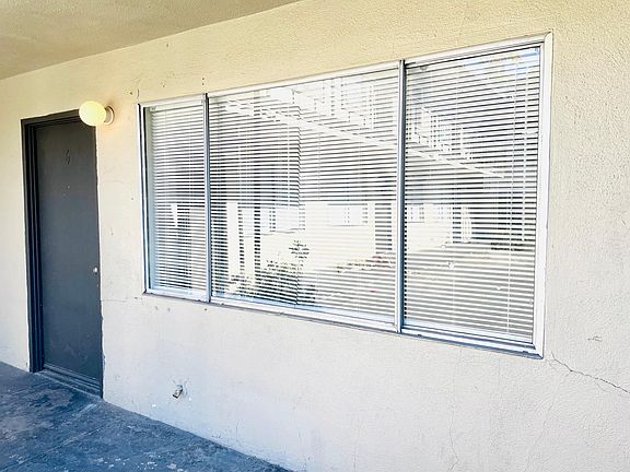 4th image of 2630 Sherwood St APT 06