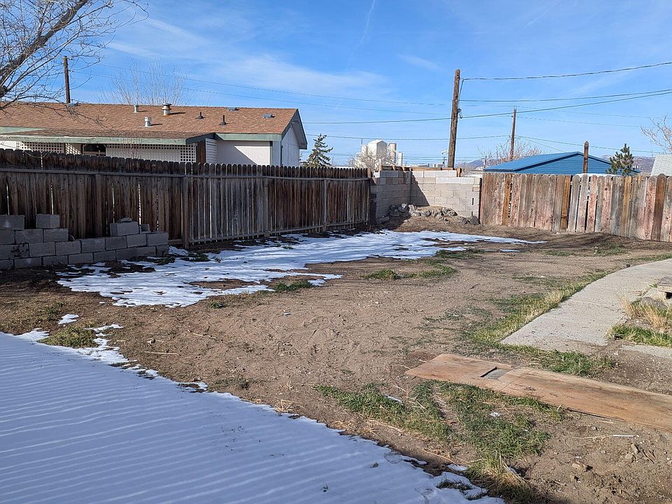 2nd image of 180 Hardie Ln