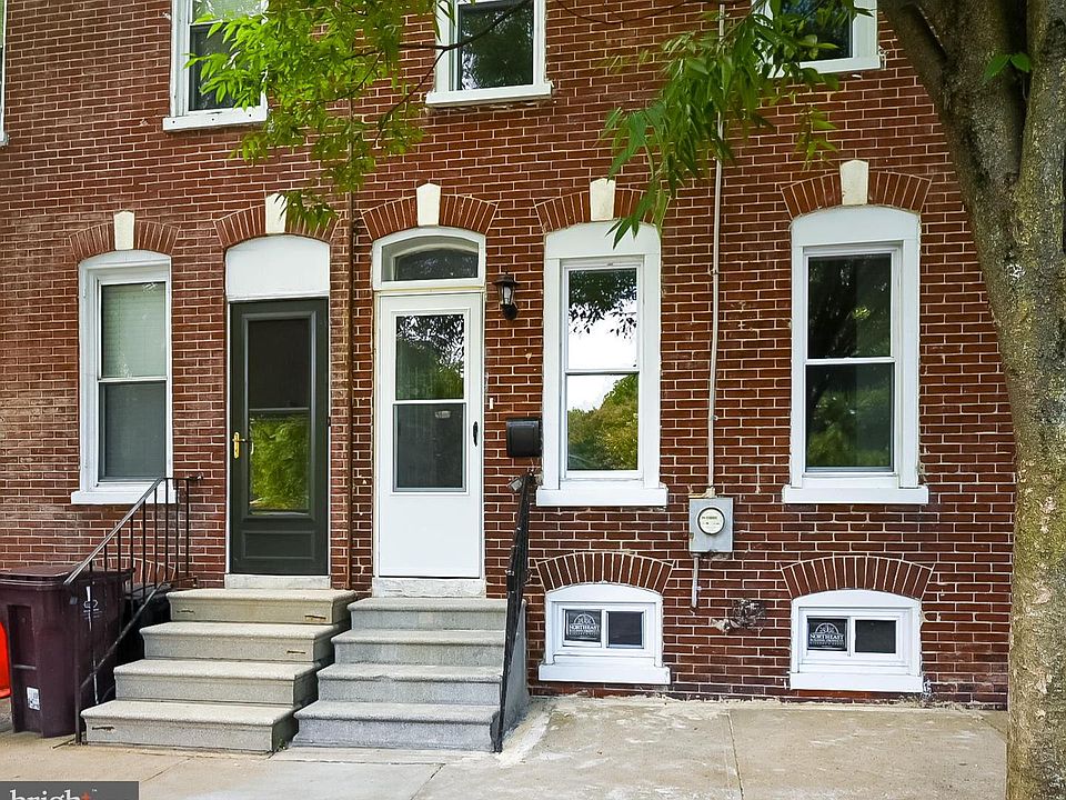 1st image of 708 E 11th St