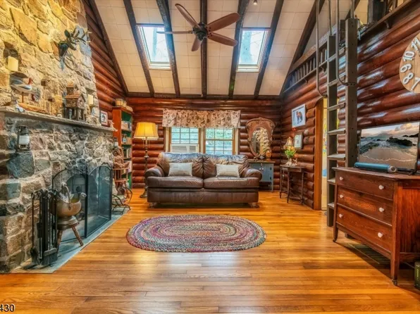 112 Hilltop Trl, Sparta Twp., NJ 07871