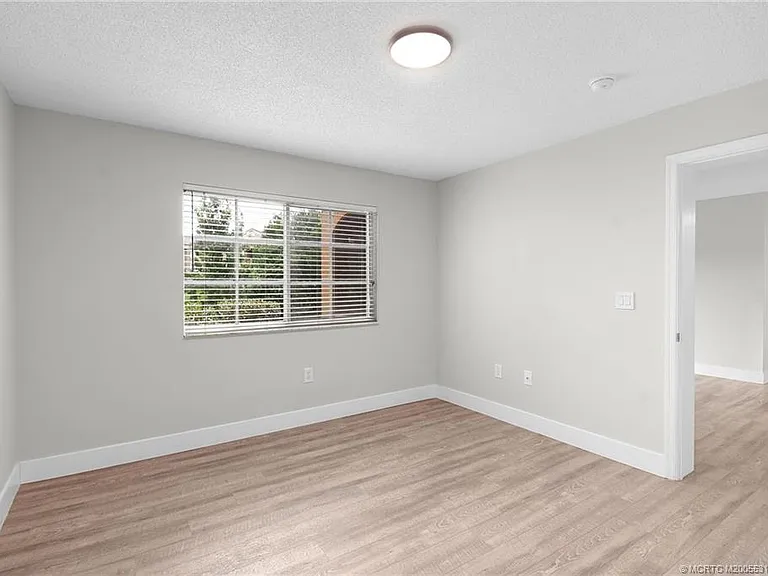 3765 NW Mediterranean Ln — Photo 23