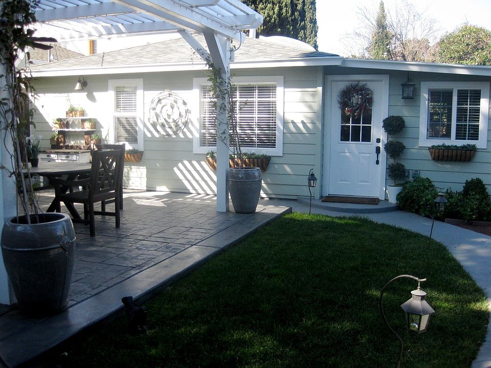 Outdoor Living
