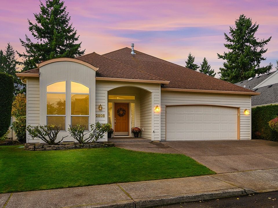 1st image of 2808 SE Baypoint Dr