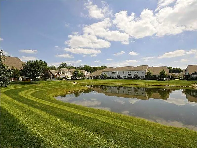 10931 Lemongrass Dr — Photo 17