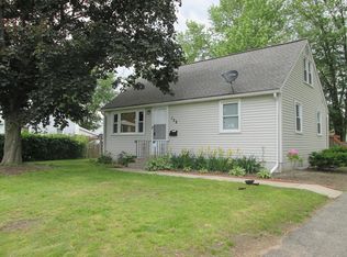 128 Gill St, Chicopee, MA 01013