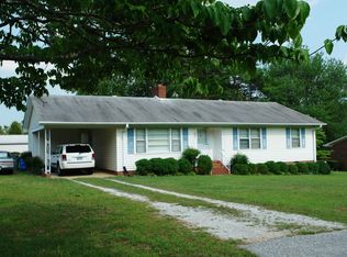 206 Mountain View Cir, Greenville, SC 29609