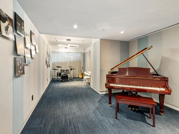 250 West 96th Street PHA image 26 of 27