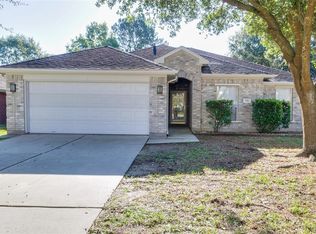 2746 Autumn Springs Ln, Spring, TX 77373