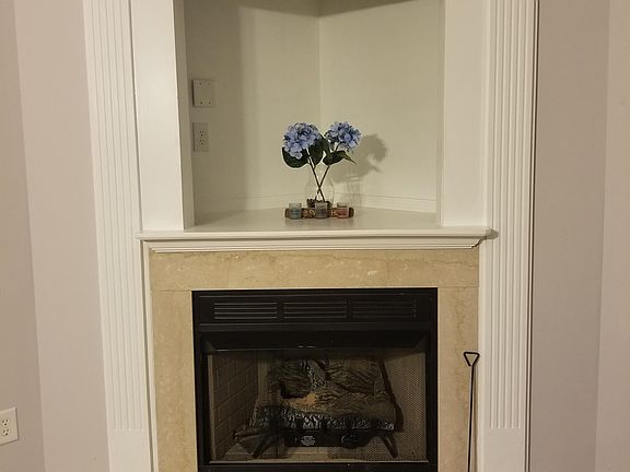 Living room (2)