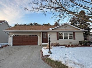 980 Sharon Ct, Middlebury, IN 46540