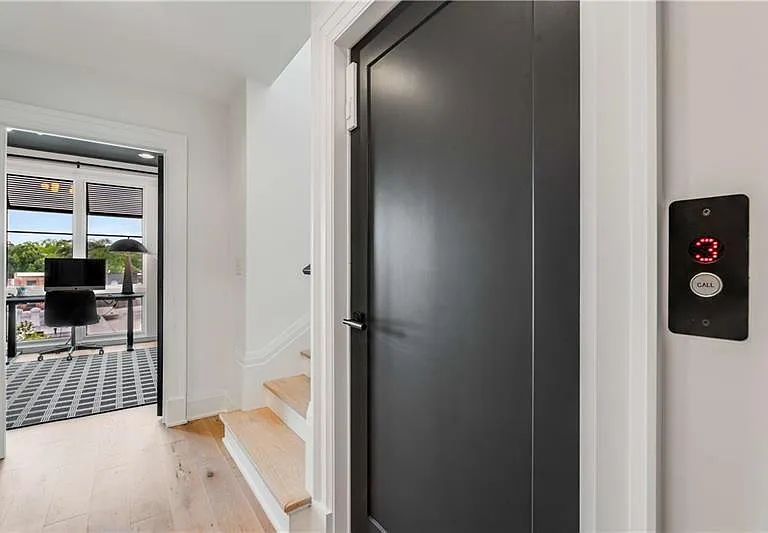 661 Auburn Ave NE #16 — Photo 44